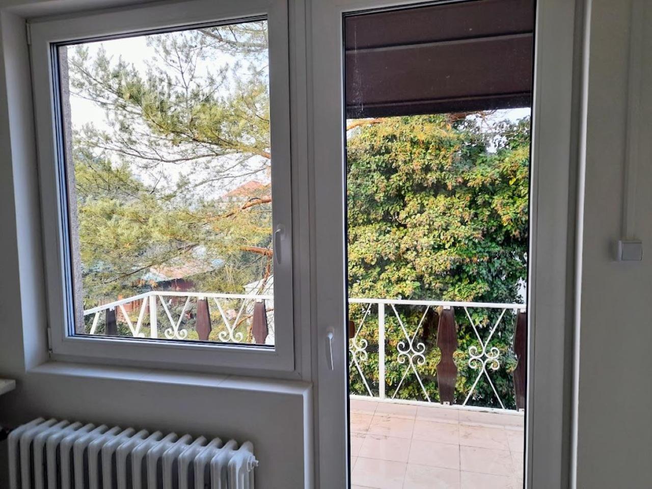 Lev I Sova Aparthotel Mělník Exterior foto